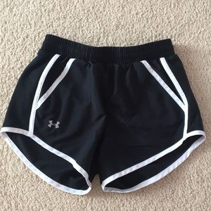 Under Armor running shorts with pockets